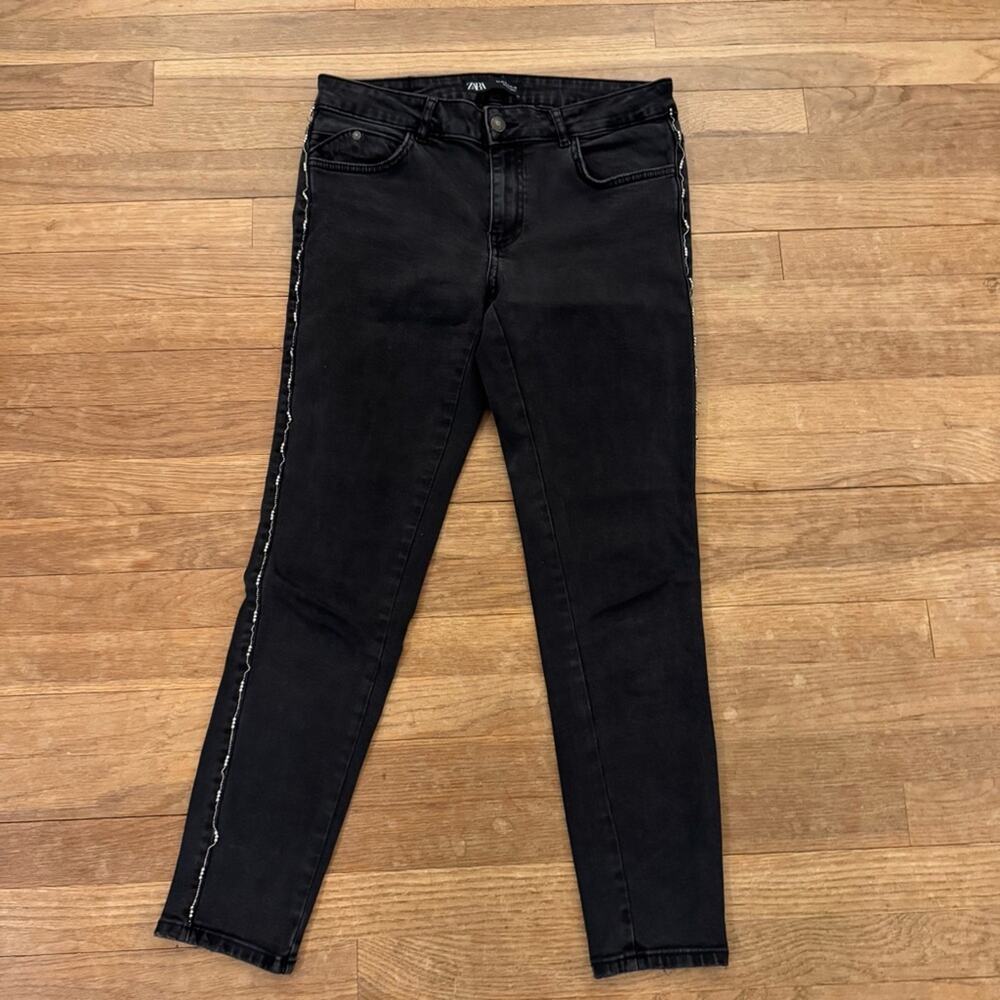 Zara black high-rise skinny jeans with side beads size 8
 b45